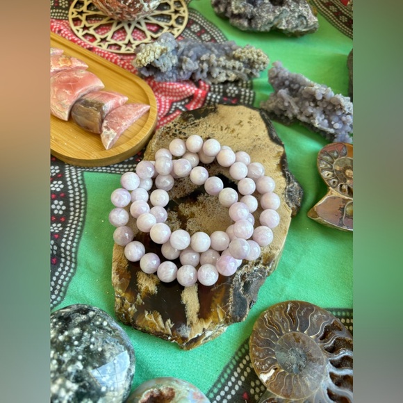 Kunzite Bracelet (one) - Picture 2 of 3